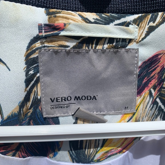 Vero moda jacket - Picture 3 of 3